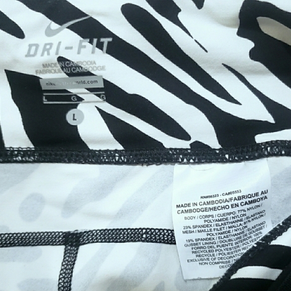 Nike Drifit HighRise Zebra Print Crop Leggings Workout Pants - Picture 5 of 6